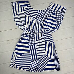 Moonlight Geometric Print Flutter Sleeve Dress - Size Medium